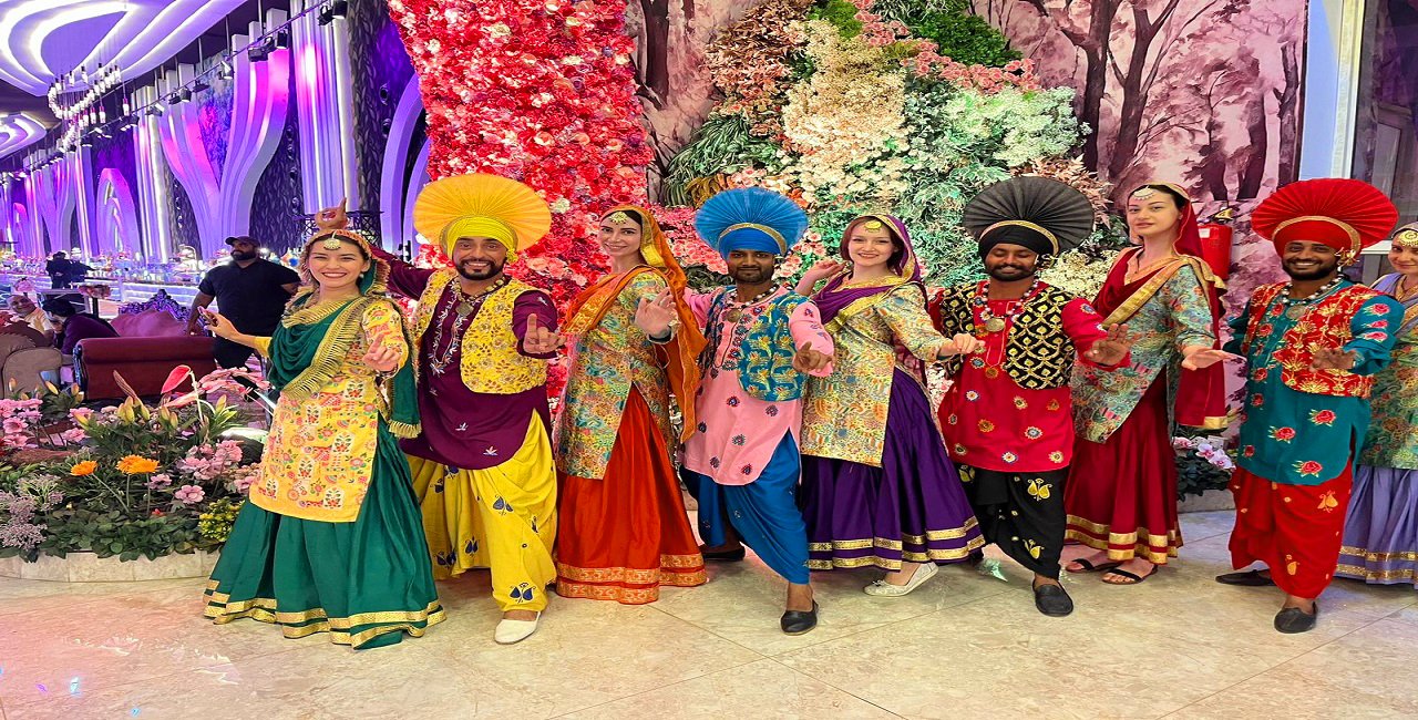 <H1>Punjabi Bhangra Dance</H1>